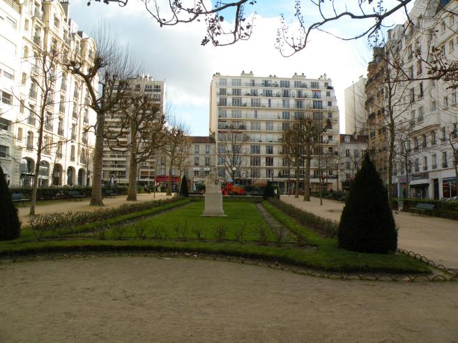  square A. Chérioux